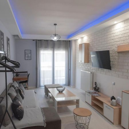Vip Apt. Pezodromos Kalamarias Солун Екстериор снимка