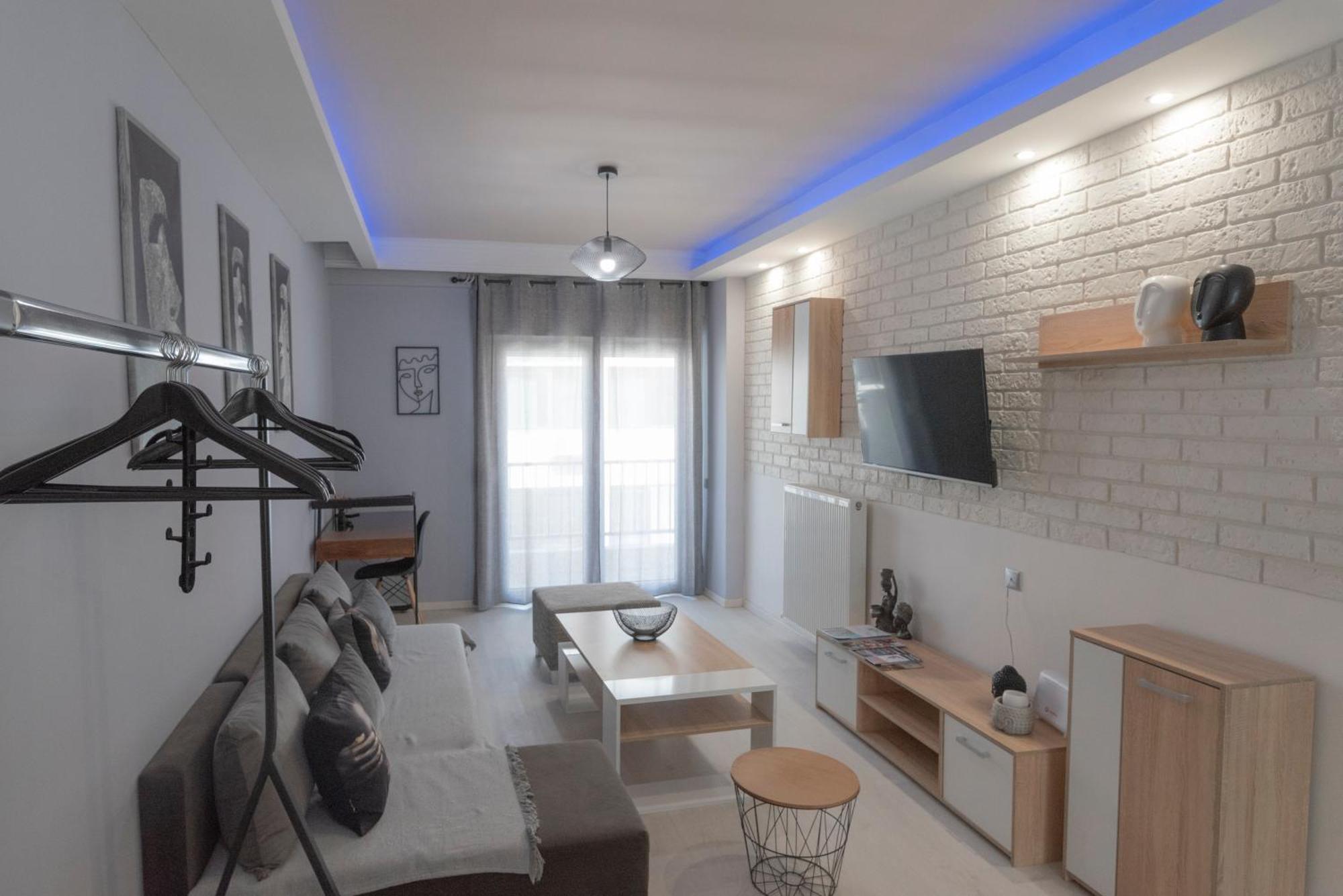 Vip Apt. Pezodromos Kalamarias Солун Екстериор снимка