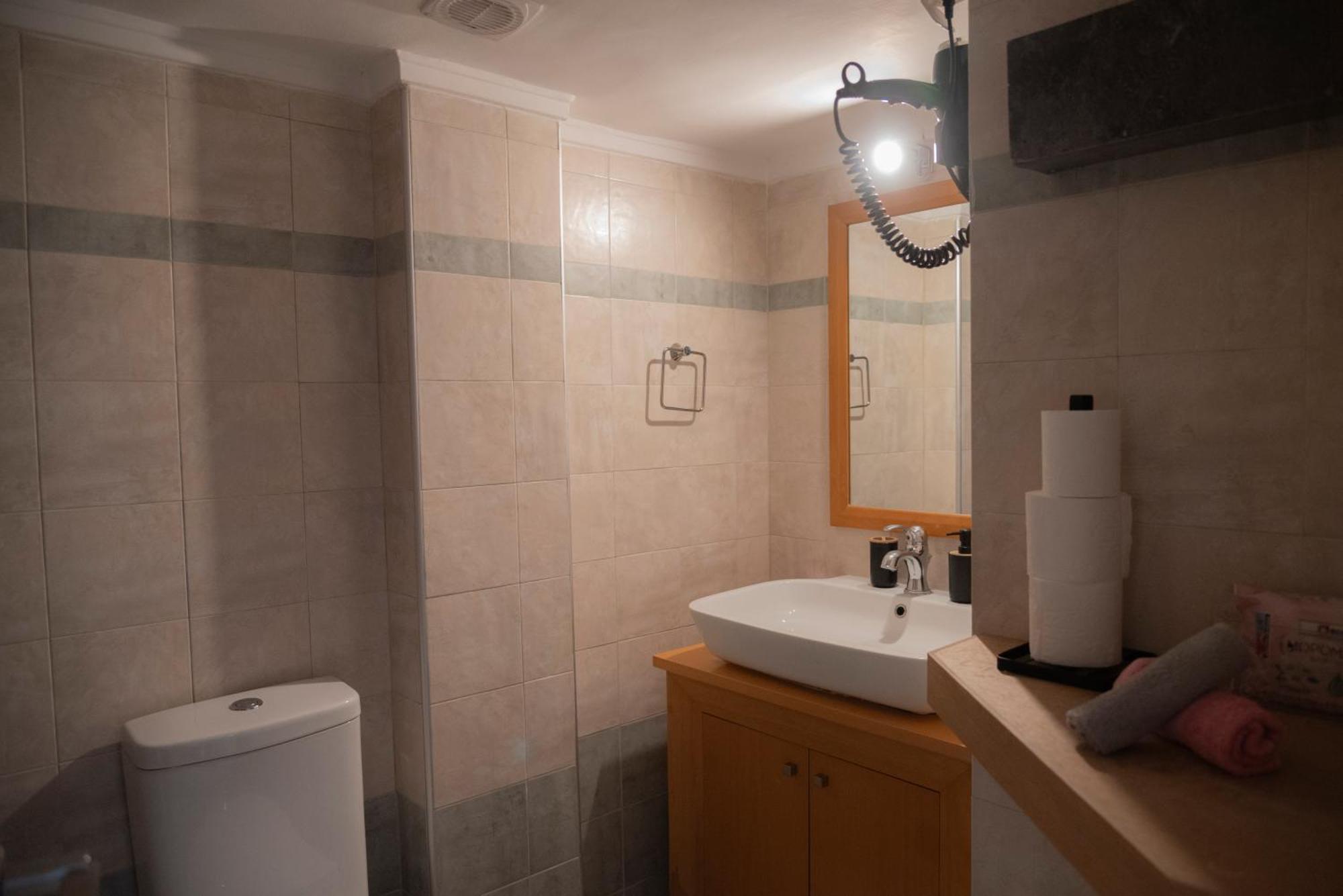Vip Apt. Pezodromos Kalamarias Солун Екстериор снимка