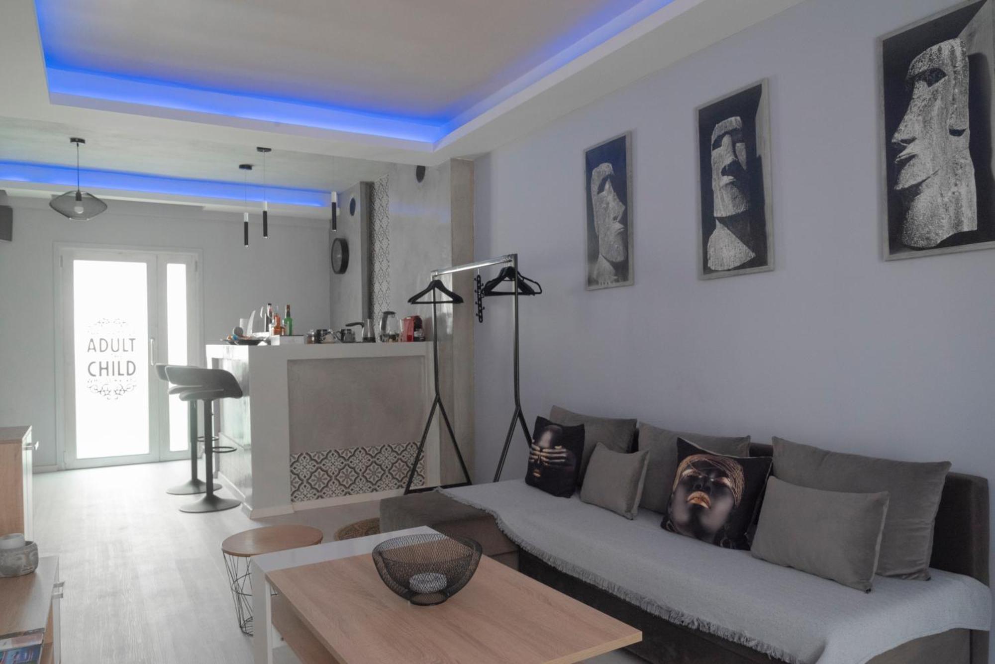 Vip Apt. Pezodromos Kalamarias Солун Екстериор снимка