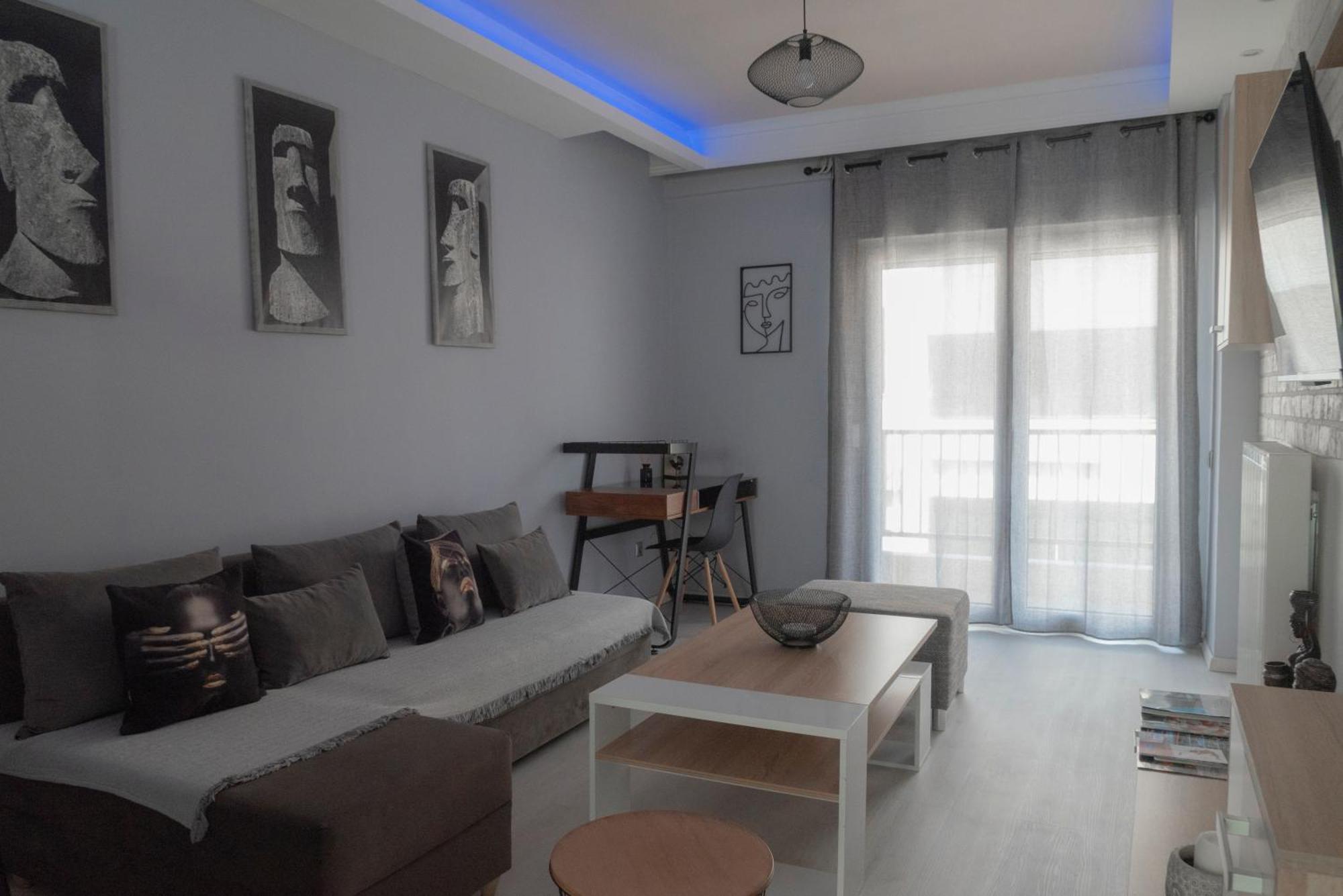 Vip Apt. Pezodromos Kalamarias Солун Екстериор снимка