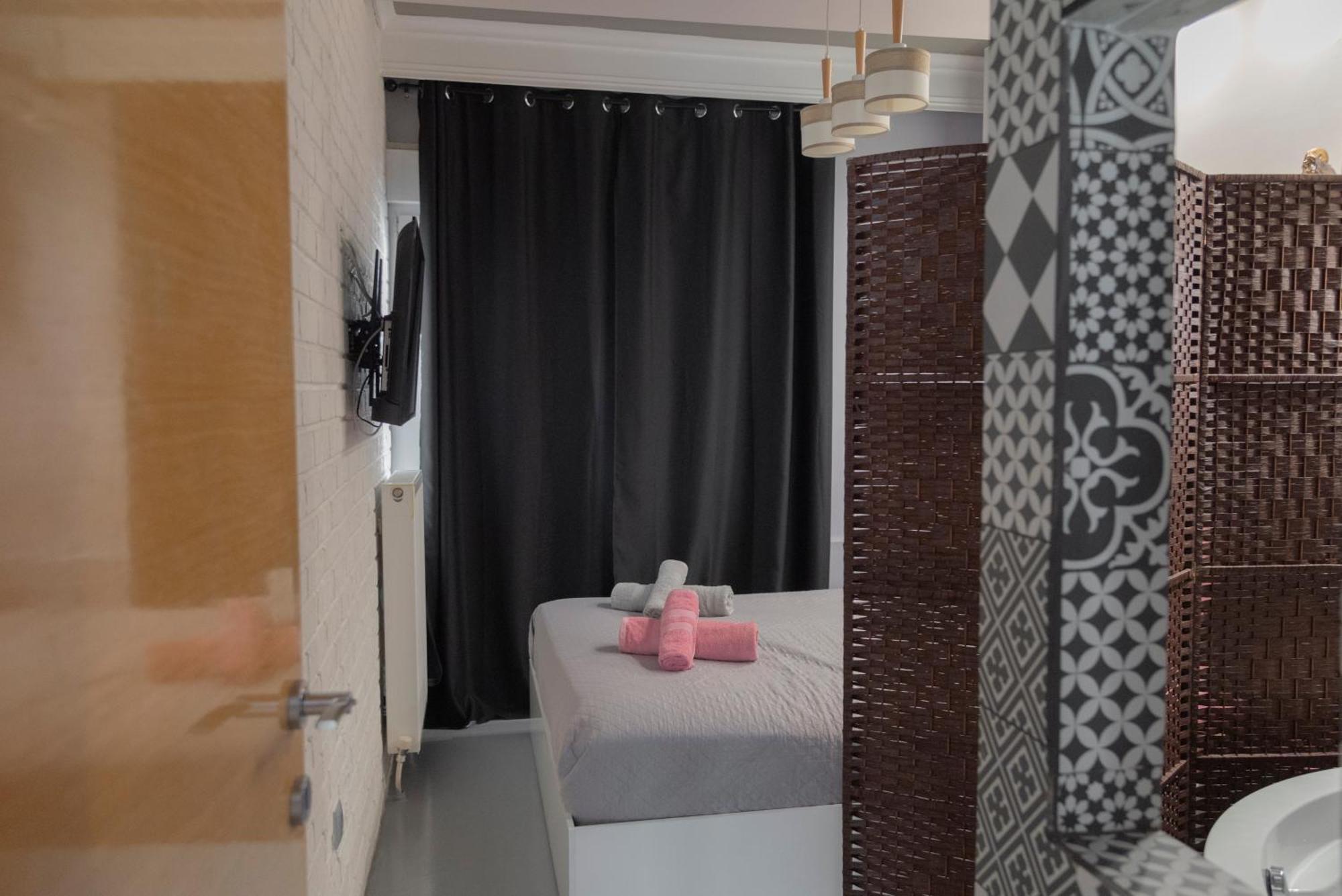 Vip Apt. Pezodromos Kalamarias Солун Екстериор снимка